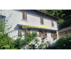 Casa mq252 Da ristrutturare su più livelli