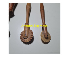 Strumenti d?epoca   , rotelle taglia pasta in mate