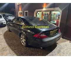 MERCEDES 320 CLS- C219 cdi v6 Chrome auto Berlina