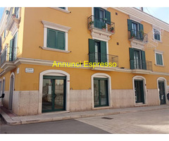  Affitto Commerciale 100 mq 