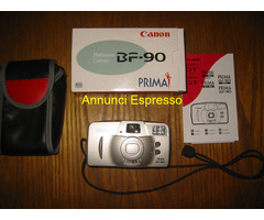 Macchina fotografica analogica Canon (leggere)