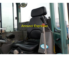 Miniruspa/scavatrice compatta YANMAR VIO50-U  mini excavatore