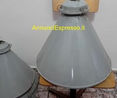 Lampada industriale degli anni 70