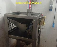 GRUPPO DI DEFOGLIAZIONE E LAVAGGIO USATO