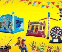 NOLEGGIAMO  GIOCHI GONFIABILI  E SPORTIVI