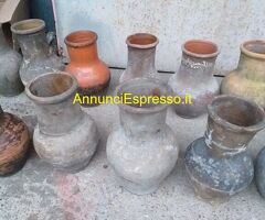 Brocche in terracotta antiche per il latte
