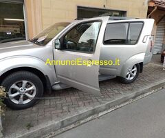 NISSAN Pathfinder panfinter 7 posti 4WD