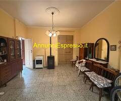  Vendita Stabile/Palazzo 45 mq 