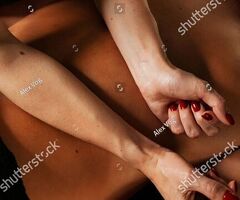 MASSAGGI PROFESSIONALI E DOCCIA IDROMASSAGGIO