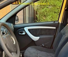 DACIA Sandero Sandero I 2008 1.4 8v Laureate Gpl Berlina