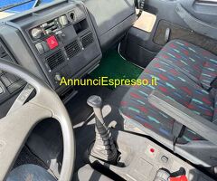 Autogru IVECO EUROCARGO 170E27 CASSONE