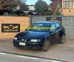 SEAT Leon  I 2000 1.4 16v Stella c/AC Berlina