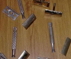 Due rasoi vintage Gillette un Lunawerk, un British