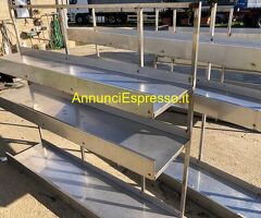 N.3 SCAFFALI IN ACCIAIO INOX PER ARTICOLI VARI