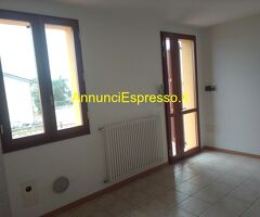 Appartamento mq43 Buono primo piano