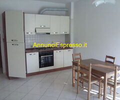 Appartamento mq59 Buono primo piano