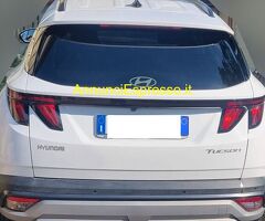 HYUNDAI Tucson 3ª serie business SUV