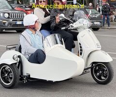 Vespa sidecar Tour in Florence (Firenze)