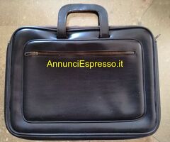 BORSA PORTADOCUMENTI MANICI