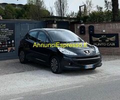 PEUGEOT 207 207 5p 1.4 hdi XT Berlina