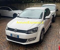 VOLKSWAGEN Polo 5ª serie Polo V 2009 5p 1.6 tdi Comfortline Berlina