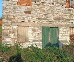 Rustico mq130 Da ristrutturare primo piano