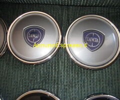 Borchie-copri mozzo x cerchi LEGA , LANCIA YPSILON