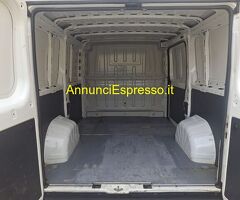 Furgonato PEUGEOT alimentazionediesel