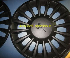 COPRI-CERCHI-COPPE-BORCHIE COL-NERO ORIG LANCIA Y