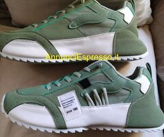 SNEAKER  N. 43 /44 NUOVE, STILE SPORTIVO E CASUAL.