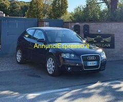 AUDI A3 2ª serie A3 1.9 tdi Ambiente Berlina
