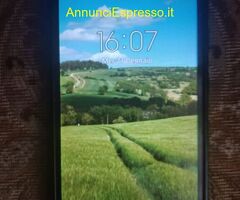 Per la vendita un telefonino Samsung Android