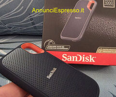 SanDisk 4TB Extreme SSD portatile garanzia 2028