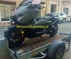 Servizi di trasporto moto scooter vespa
