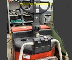 Carrello elevatorea forche BT 1000 colorerosso