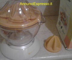 Vendo ELETTRODOMESTICI CERAMICHE VETRO E VASSOI