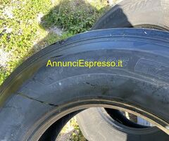 N.2 PNEUMATICI ANTERIORI MICHELIN 315/70 R.22.5
