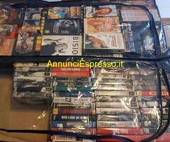 Blocco di moltissimi video su nastri VHs