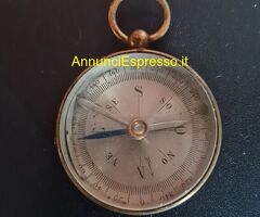 Antica bussola   tascabile in ottone fine ottocent