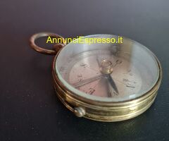 Antica bussola   tascabile in ottone fine ottocent