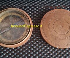 Antica bussola  da  topografo in ottone  con custo