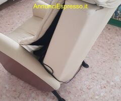 DUE-POLTRONE-RELAX-MASSAGG.-ELETTRICA IN PELLE