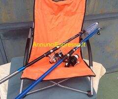 DUE CANNE DA PESCA-CON MULINELLI+SEDIA ASTRAL+COST