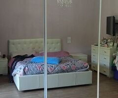 VENDO CAMERA  MATRIMONIALE  COMPLETA  -  CON STRUT